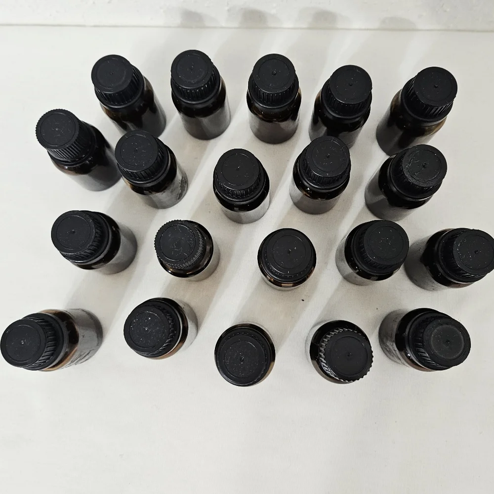 Amber Glass Apothecary Bottles 15 mL Set of 20 Essential Oil Sample Bottles